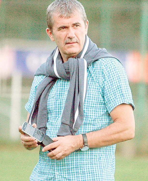 
    Valeriu Iftime  