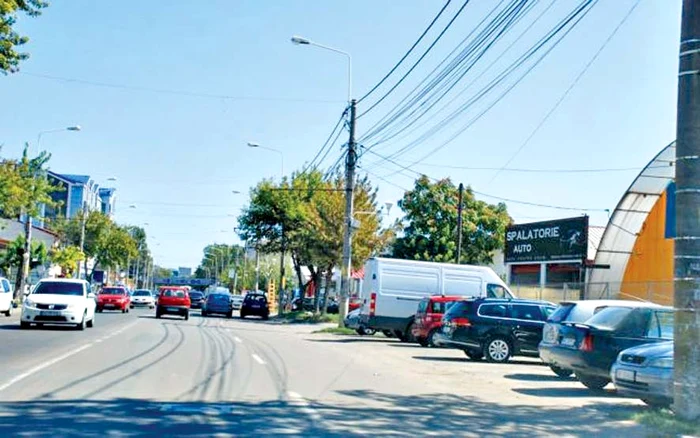 
    Angajat de o oră la spălătoria auto, a distrus trei maşini  