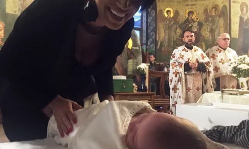 Adelina Pestritu nasa de botez (2) jpeg