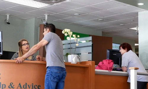 rate banca shutterstock jpg