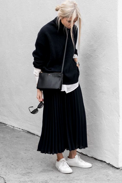 large large Large Fustany How To Wear Oversized Sweater With Skirts 04 jpg jpeg