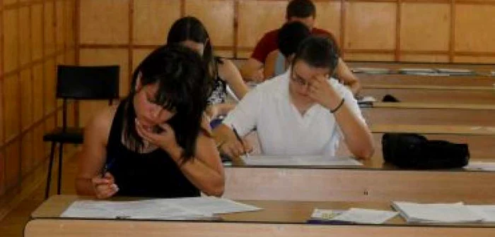 Alba Iulia: Admitere cu nota 10 la Universitatea din Alba Iulia