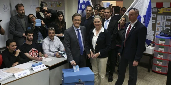 Alegeri parlamentare Israel - Isaac Herzog voteaza FOTO AP