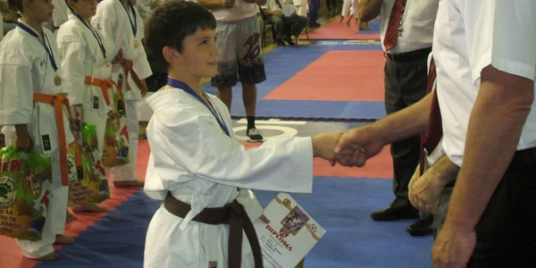 Sandu Cezar a fost surpriza plăcută a competiţiei de la Cluj-Napoca. Foto: JKA