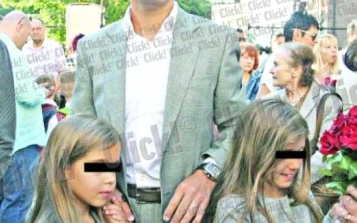 Miliardarul Remus Truică a înscris în secret gemenele în clasa a II-a