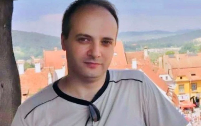 
    Medicul Ioan Cătălin Denciu a fost rănit în incendiul declanșat în secția ATI a Spitalului Județean Piatra NeamțFoto: Arhivă personală  