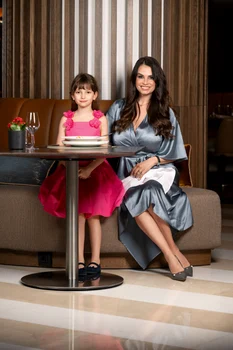 Anca Serea și Leah foto OK! Magazine