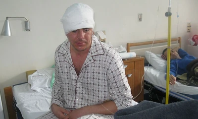 Daniel Pralea la mai puțin de 20 de ore de la operația de reconstrucție.