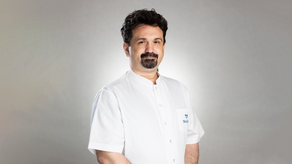 Dr. Constantin Jemna, chirurg ortoped MedLife: Provocarea mare este să ai pacienți extrem de grei, de care multă lume fuge