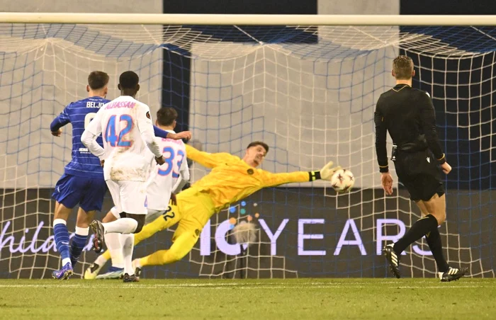 Tătărușanu a primit patru goluri de la Dinamo Zagreb (FOTO: Sportpictures)