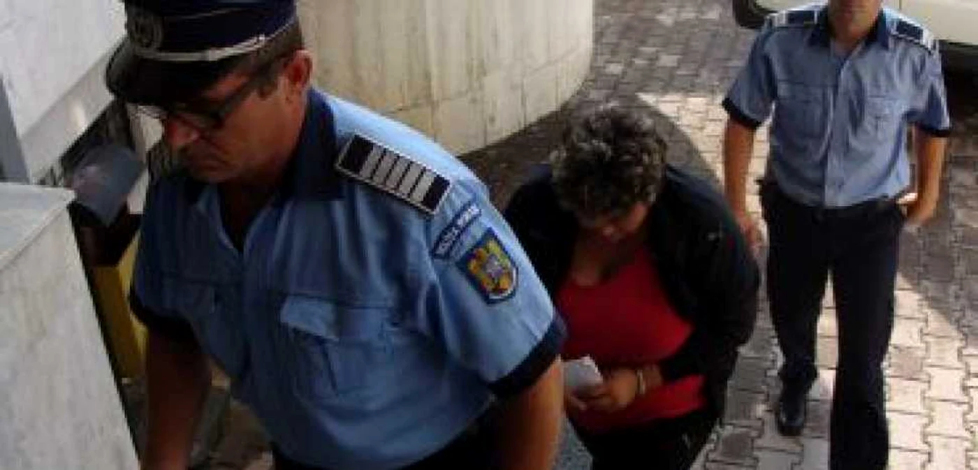 Târgu Jiu: Falsa poliţistă(UPDATE)