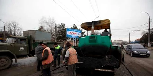 Reparaţia drumului se va face din bani străini