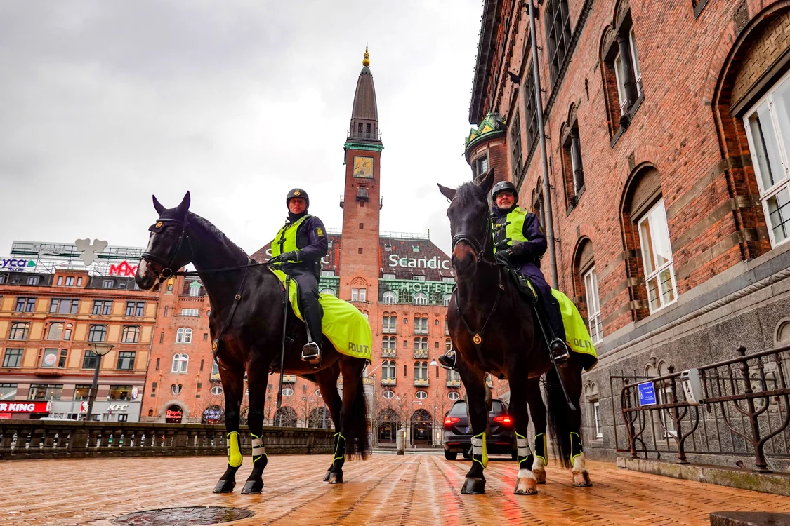 Danemarca, țara europeană care își plătește cel mai bine polițiștii FOTO Shutterstock 