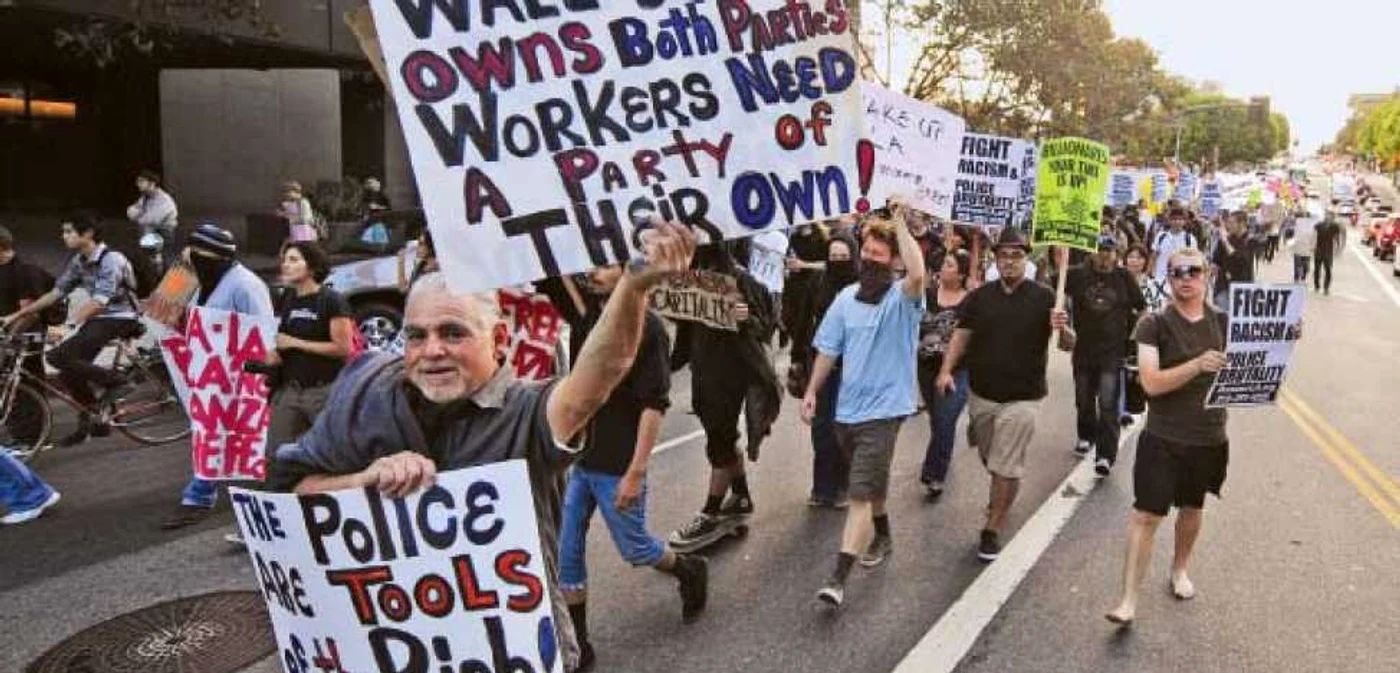 Mişcarea „Occupy Wall Street“ („Să ocupăm Wall Street“) câştigă tot mai mulţi adepţi 