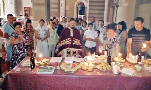 Preotul Bogdan Gheorghică a fost zilnic la Amatrice jpeg