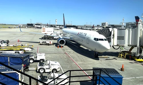 avion delta airlines jpg
