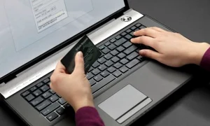 un nou virus periculos fura parolele si datele cardurilor bancare size1 jpeg