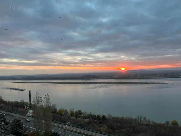 Insula de pe Dunăre, vizibilă aproape tot anul FOTO: C.Mazilu