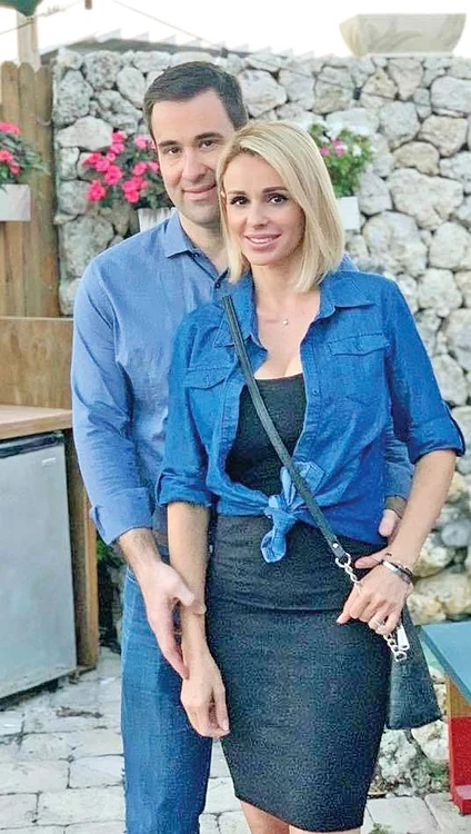 Catrinel şi Steve  intenţionează să  se căsătorească  pe 11 noiembrie