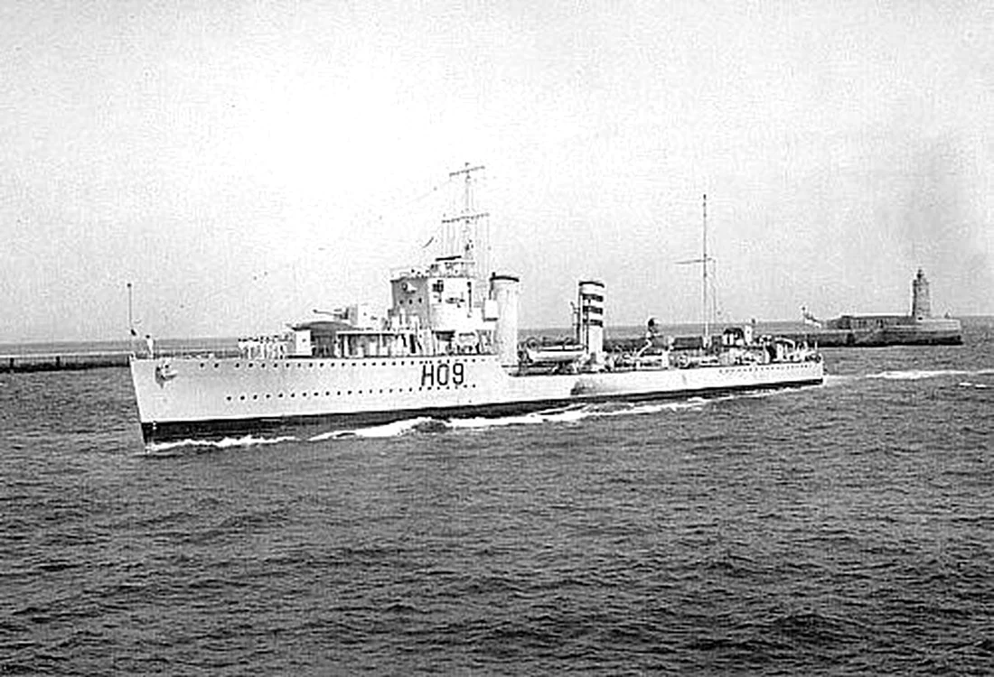 HMS Acasta, distrugător britanic din clasa A, fotografiat în 1930 