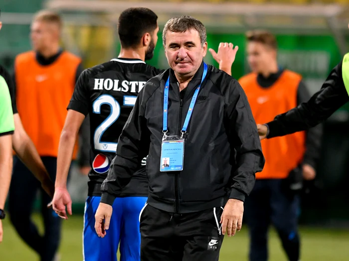 “Regele” a fost la un pas să fie bătut de un preparator al Astrei pentru că Viitorul a câştigat în prelungiri după o fază controversatăFOTO: Sportpictures.eu