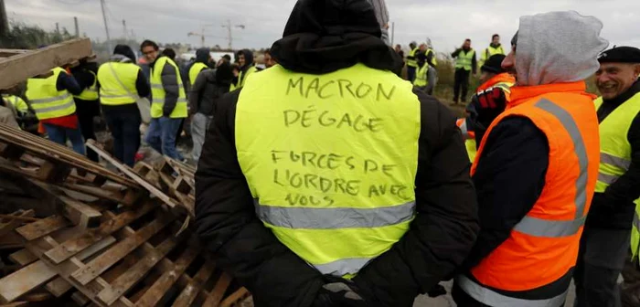 „Veste galbene“ protestând la Frontignan FOTO EPA-EFE