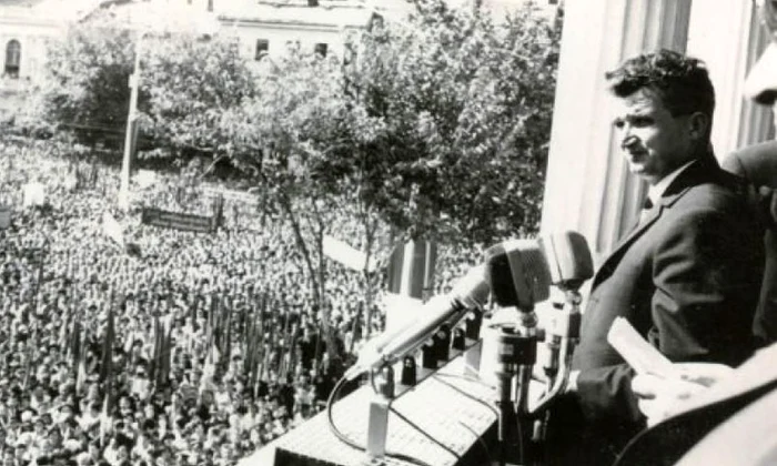 Scena balconului din 21 august 1968 şi naşterea mitului independenţei lui Ceauşescu jpeg