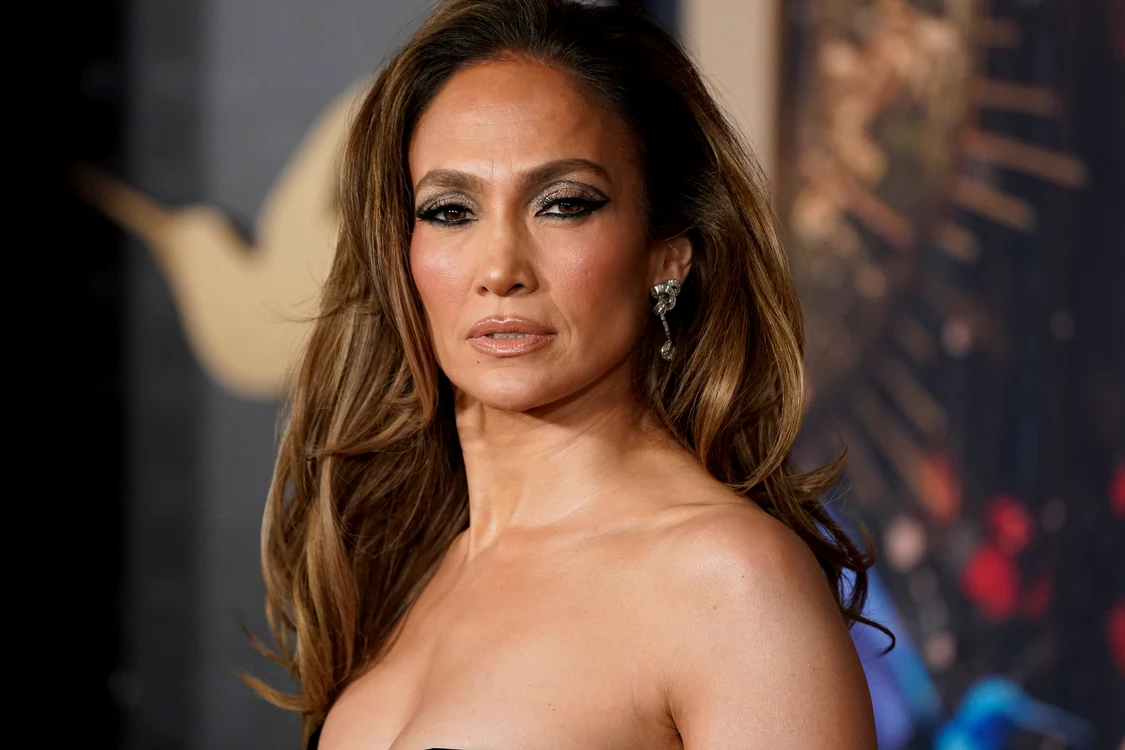Jennifer Lopez și Ben Affleck la premiera This is me now, Profimedia (7) jpg