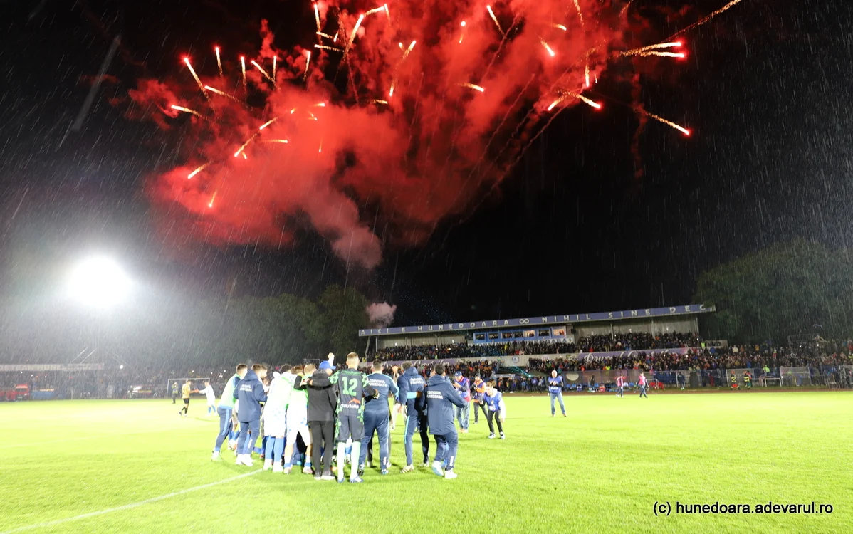 Corvinul Hunedoara a ajuns în finala Cupei României la fotbal. Foto: Daniel Guță. ADEVĂRUL
