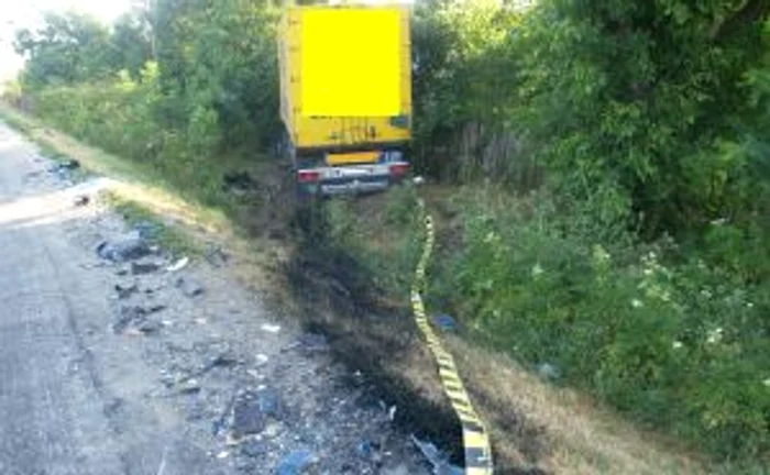 Autotrenul condus de un cetatean german a ajuns in gardul unui localnic