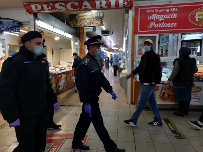 Magazinul agroalimentar din Piața Obor a fost și el verificat de oamenii legii