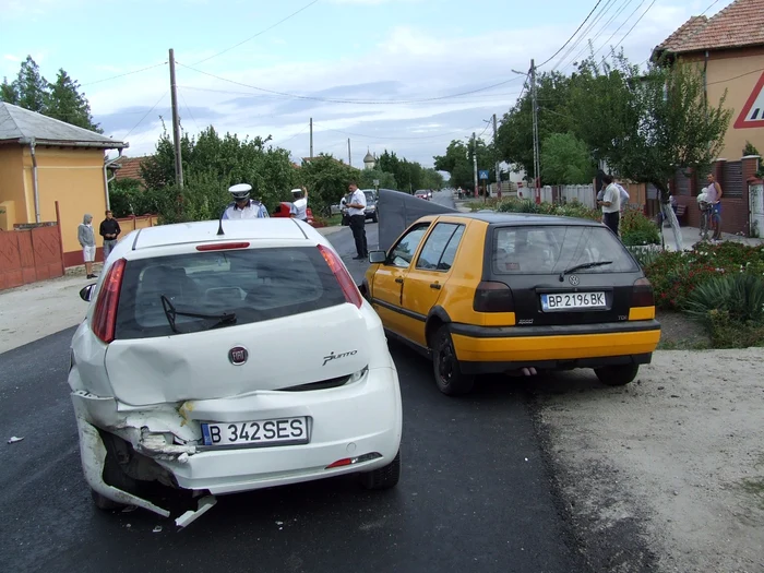 Pentru poliţele Casco, valoarea despăgubirilor achitate de Omniasig în primele şase luni ale anului se ridică la 298,43 milioane de lei, cea mai mare având o valoare de aproape 320.000 de lei FOTO Adevărul