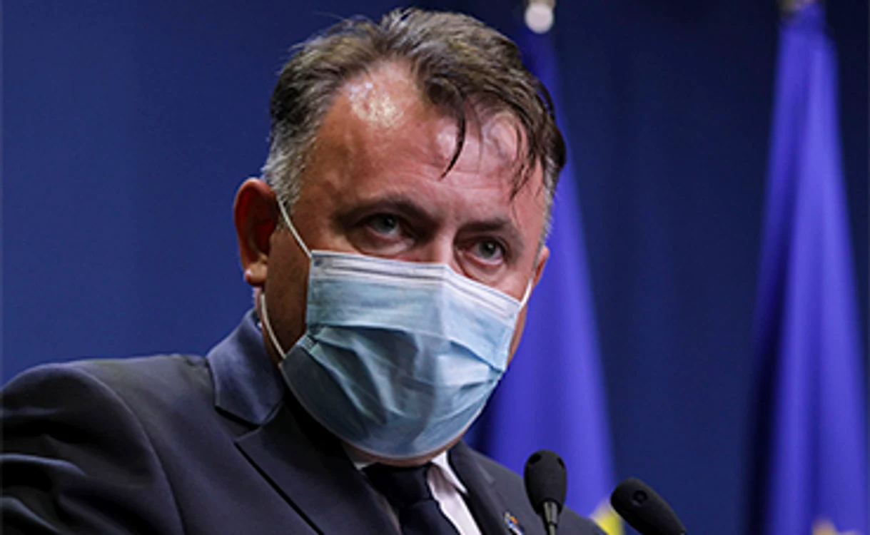 Doctoriţa Alina Denciu i-a interzis ministrului Nelu Tătaru să mai ofere informaţii despre starea lui Cătălin, internat în Belgia