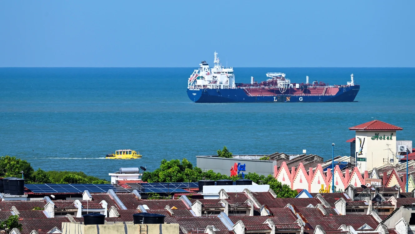 Petrolier în Strâmtoarea Malacca/FOTO:X