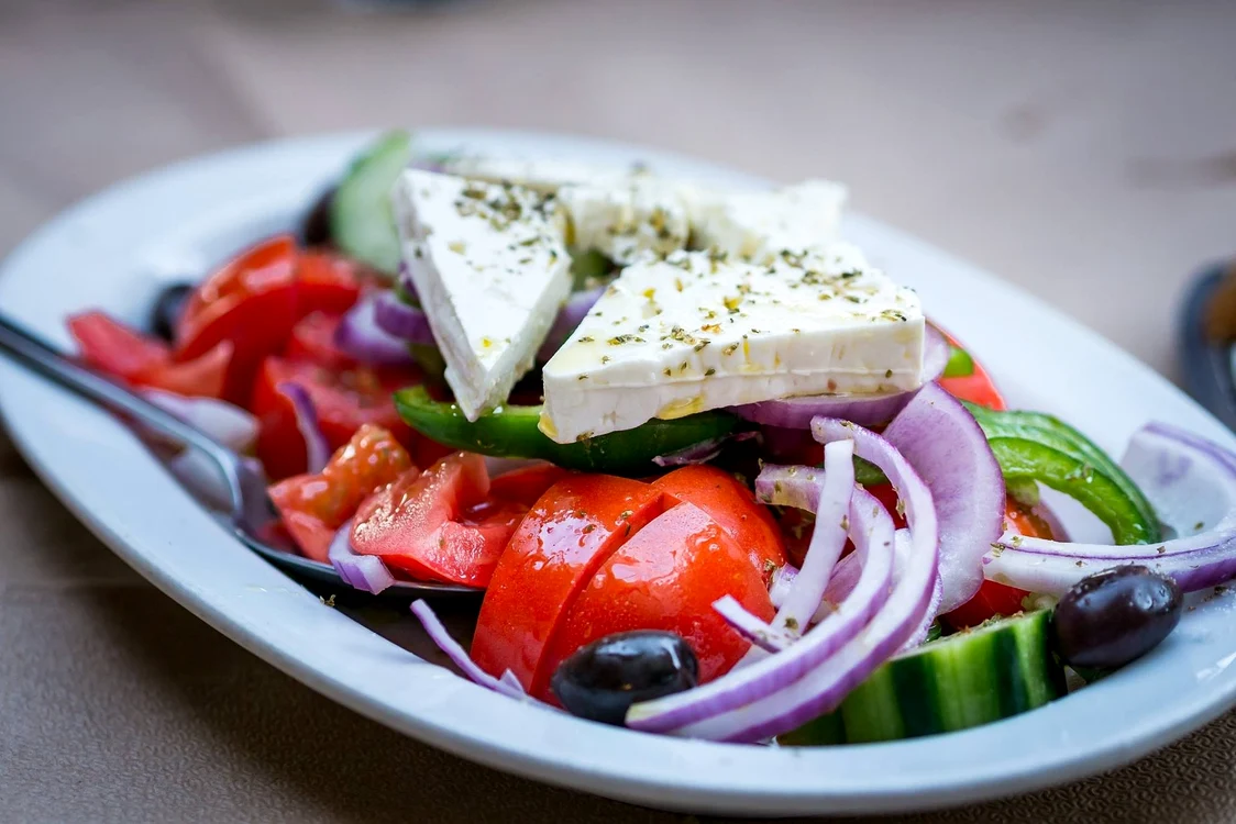 Salată grecească (2) jpg