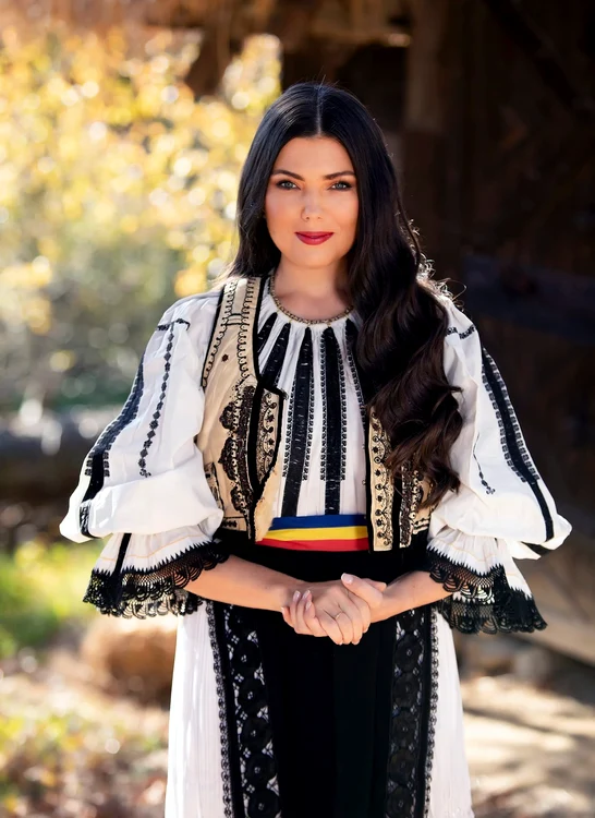 Paula Seling în ie jpg