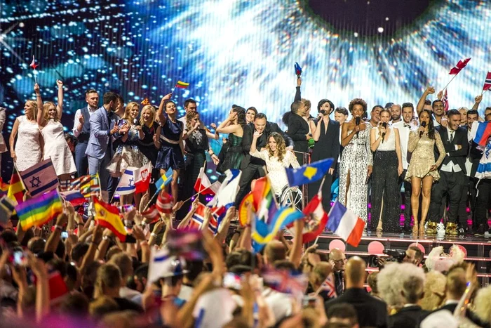 Cei zece concurenţi calificaţi joi au completat lista de 27 de melodii pentru marea finală de sâmbătăFOTO EBU