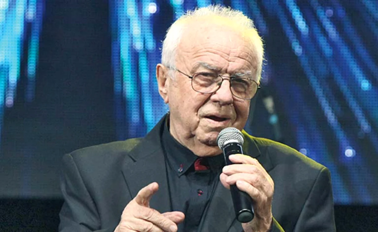 Alexandru Arșinel s-a abținut să-și exprime părerea la referendum