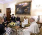 Regina Sofia cu Infanta Elena, Victoria Federica, Pablo, Miguel, Infanta Cristina la întâlnirea cu Papa Leon. FOTO: Profimedia