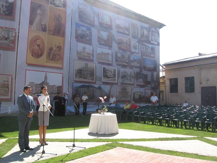 Ianugurarea a fost fără public