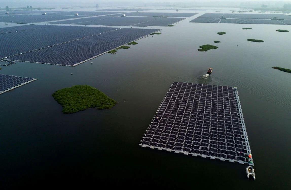 Fermă solară în China