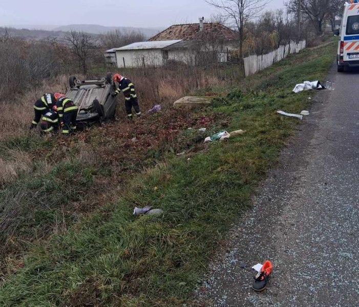 Copil de un an grav rănit după ce a fost proiectat prin parbriz într-un accident rutier