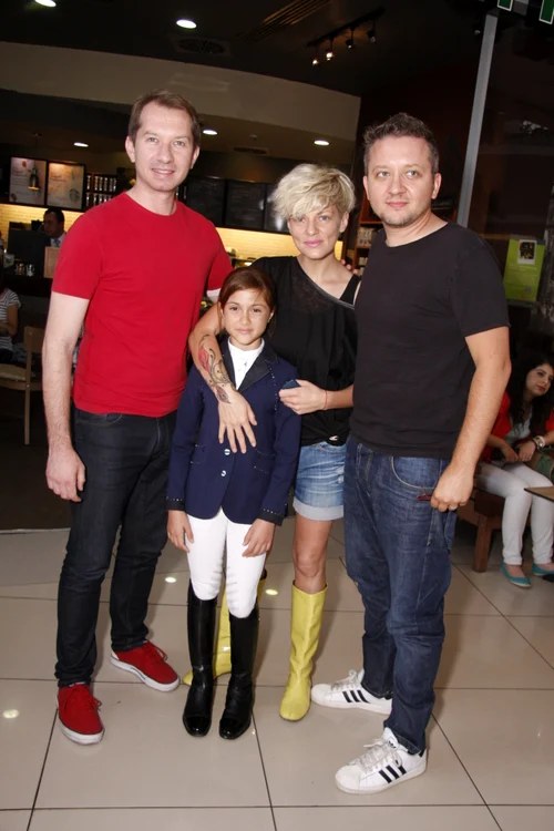 Anne Marie, alături de vedete