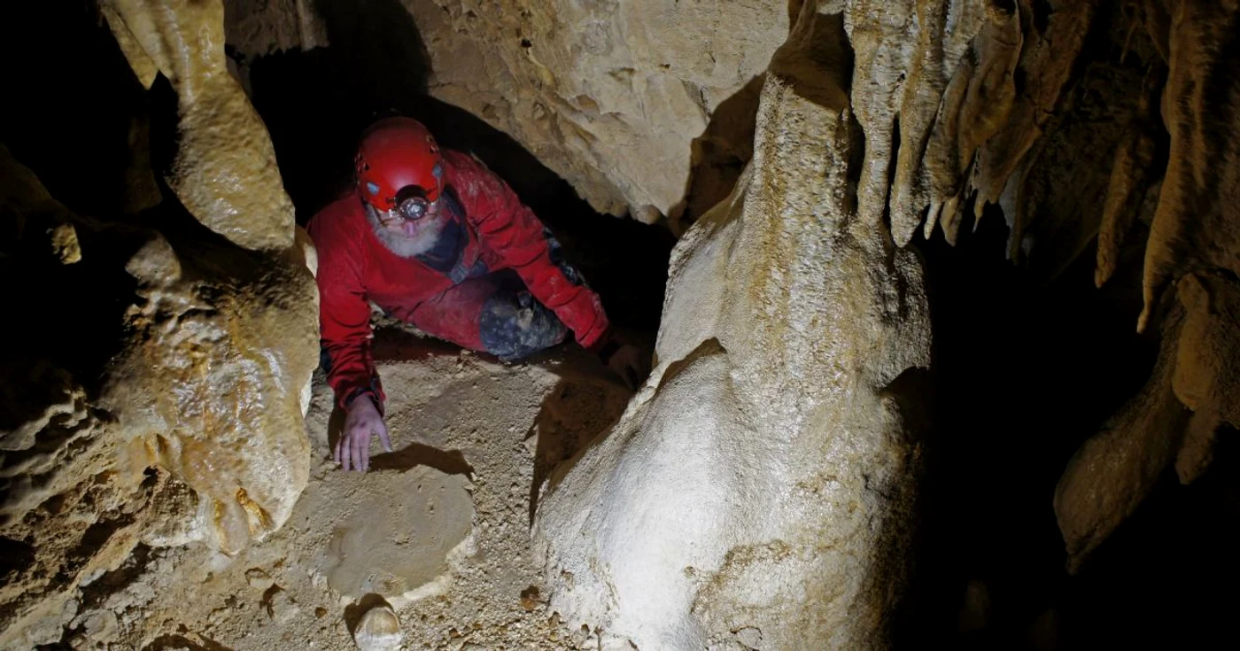 Urma descoperită în peştera de la Vârtop