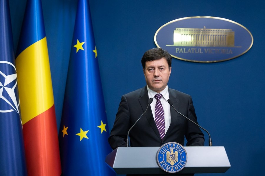 Ministrul Economiei: Soţia mea nu face grevă pentru salariu, ci pentru că în educaţie avem nevoie de o transformare