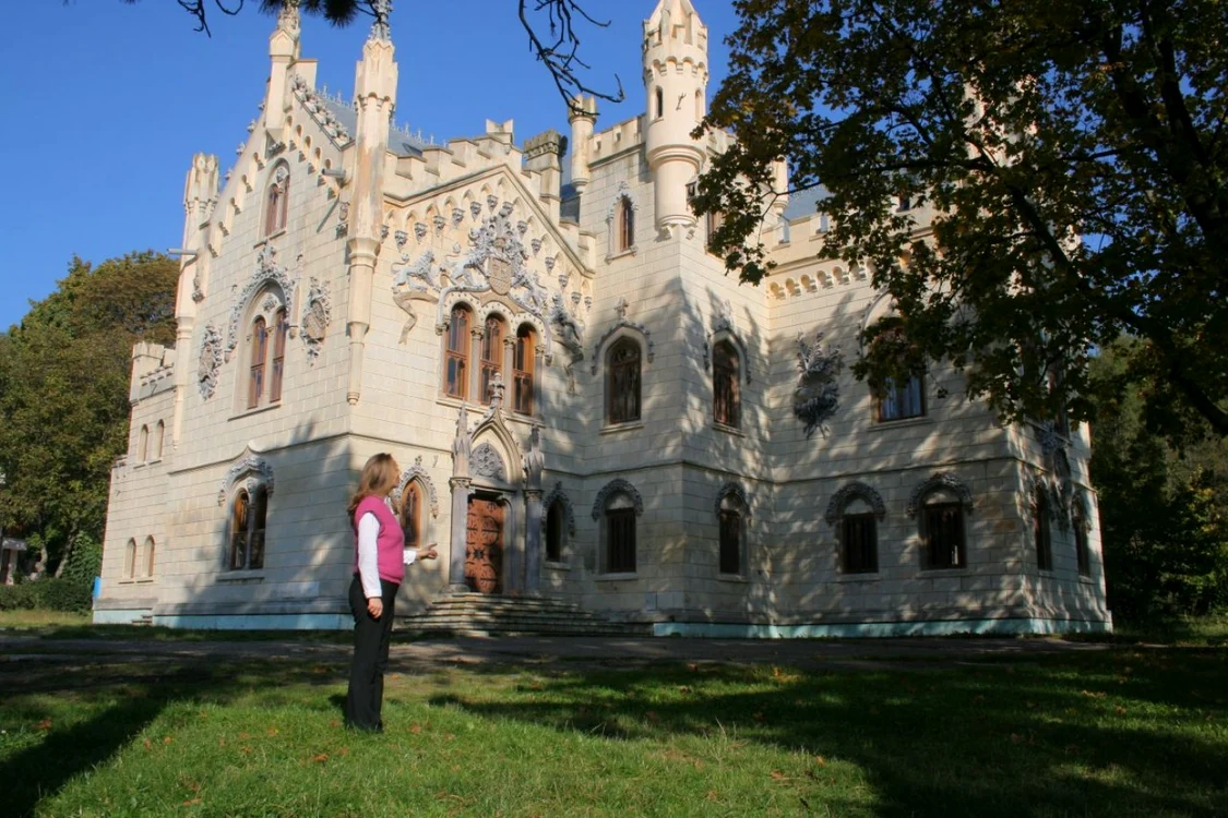 Castelul Miclăuseni