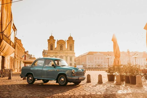 Un Hindustan Ambassador pe străzile din Timişoara