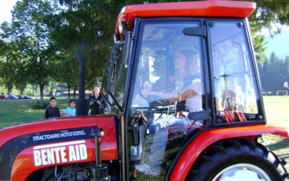 Tractorul se poate cumpăra şi în leasing pe fonduri europene (PNDR 2014-2020), cu condiţia să nu fie second-hand