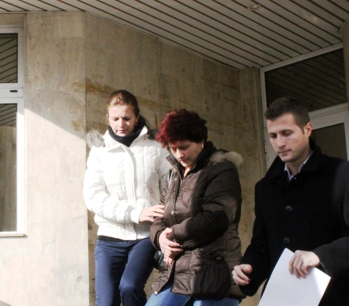 Infirmiera a fost dusă în arestul Poliţiei Gorj