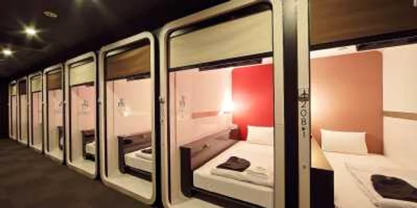 hotel capsula japonia foto cnn